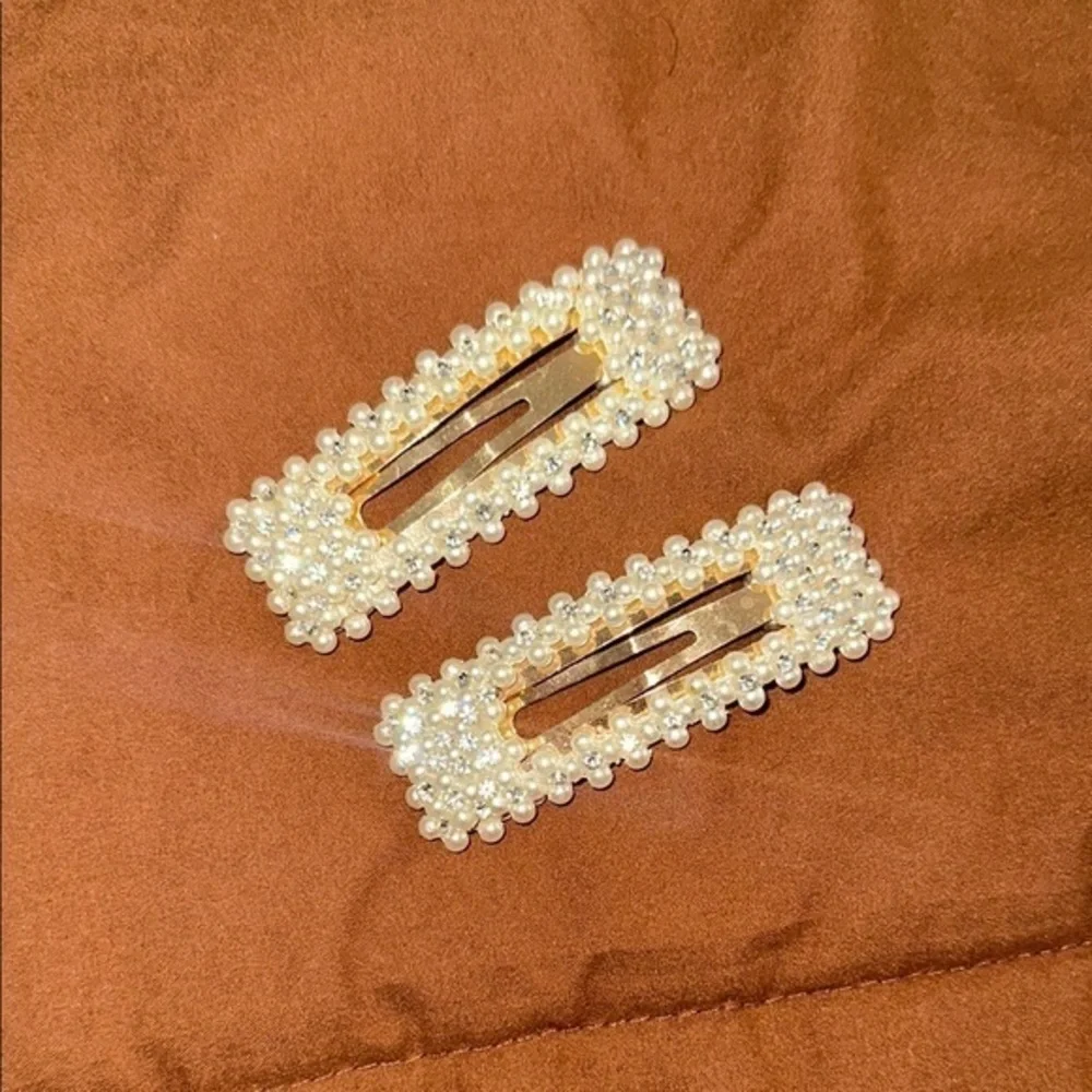 Elegant Pearl Gem Gold Tone Hair Clips